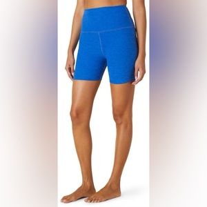 NWOT Beyond Yoga Spacedye Keep Pace 5" Biker Short Azure Blue Heather